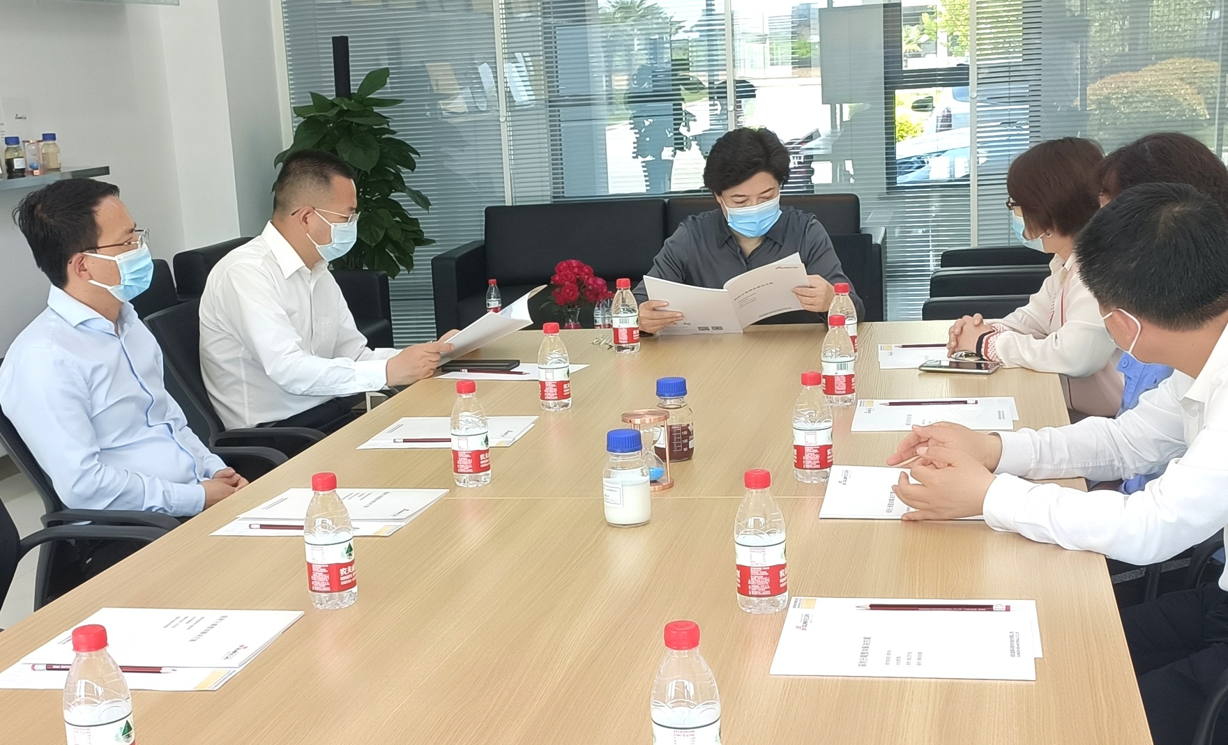 西安市委副书记赵璟一行调研高陵BSport体育官网产业园