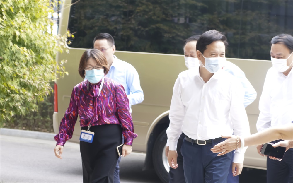 赵一德省长莅临BSport体育官网科技现场调研