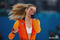 完全不施粉黛、心无旁骛