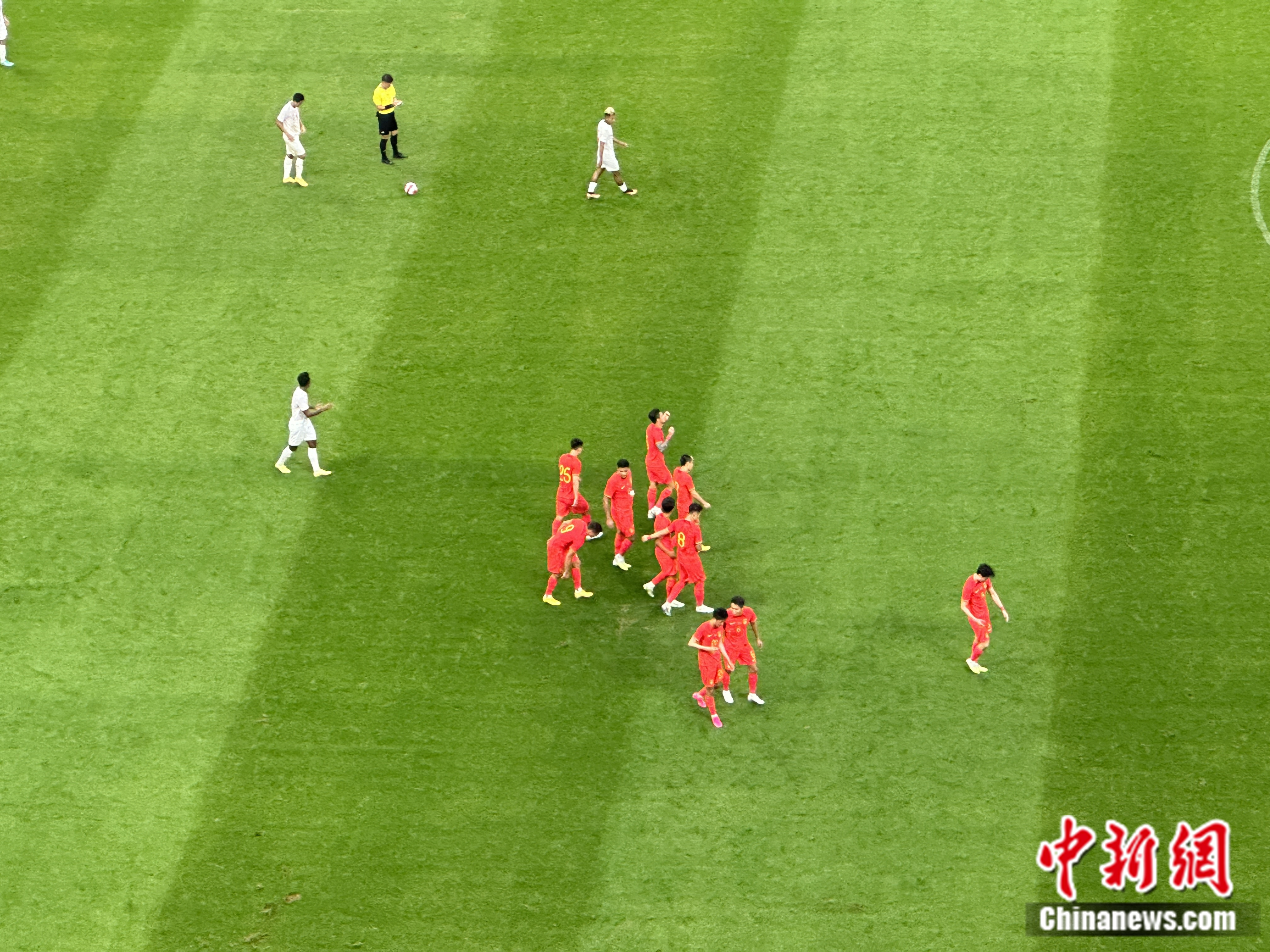 国足时隔747天主场作战拿下大胜 但需进一步磨合