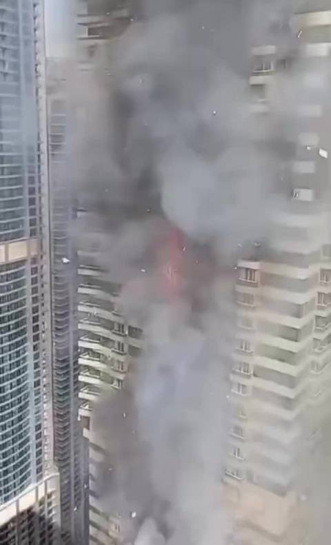 伊朗导弹摧毁F35神话 篮球扣篮挑战引热议