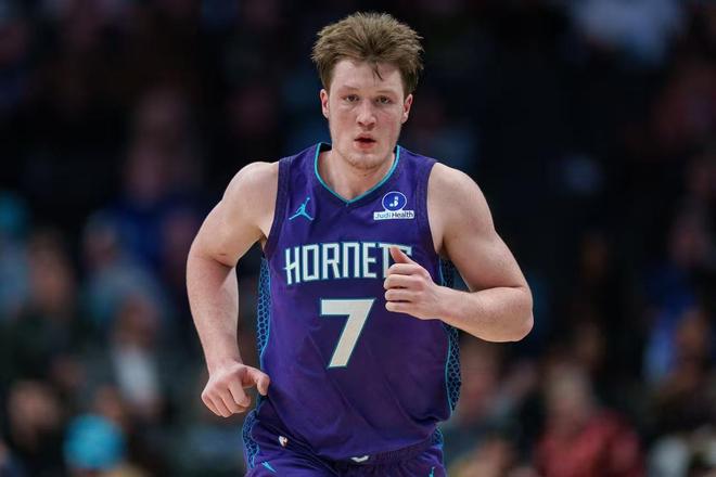 NBA季后赛资格提前锁定 摆烂球队表现令专家震惊