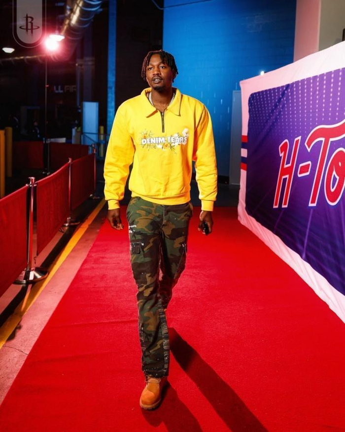 火箭总经理斯通签下的芬尼-史密斯4年5300万合同