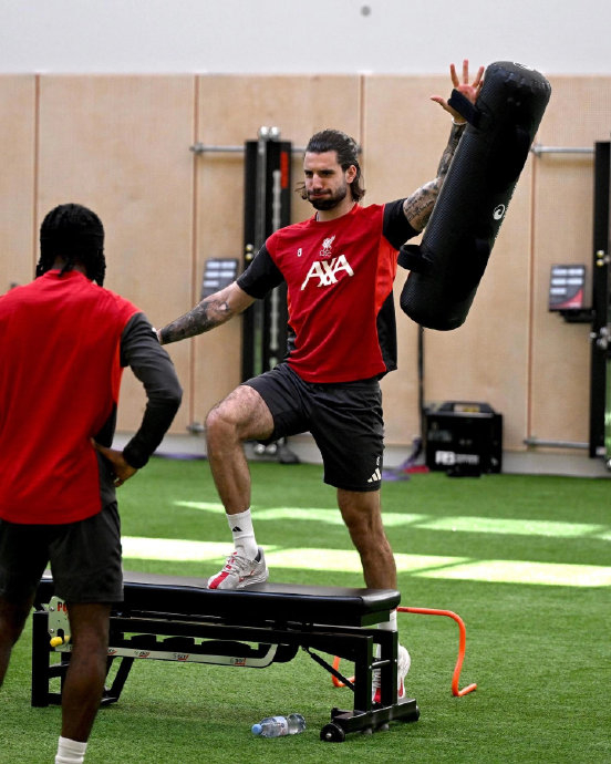 曼城点球大战力克利物浦 拿下英超冠军