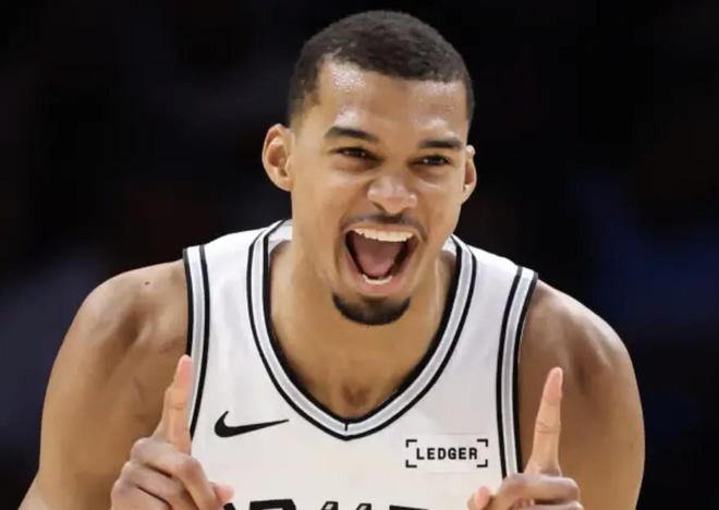 前NBA球星预言文班亚马将打破霍华德纪录，开启